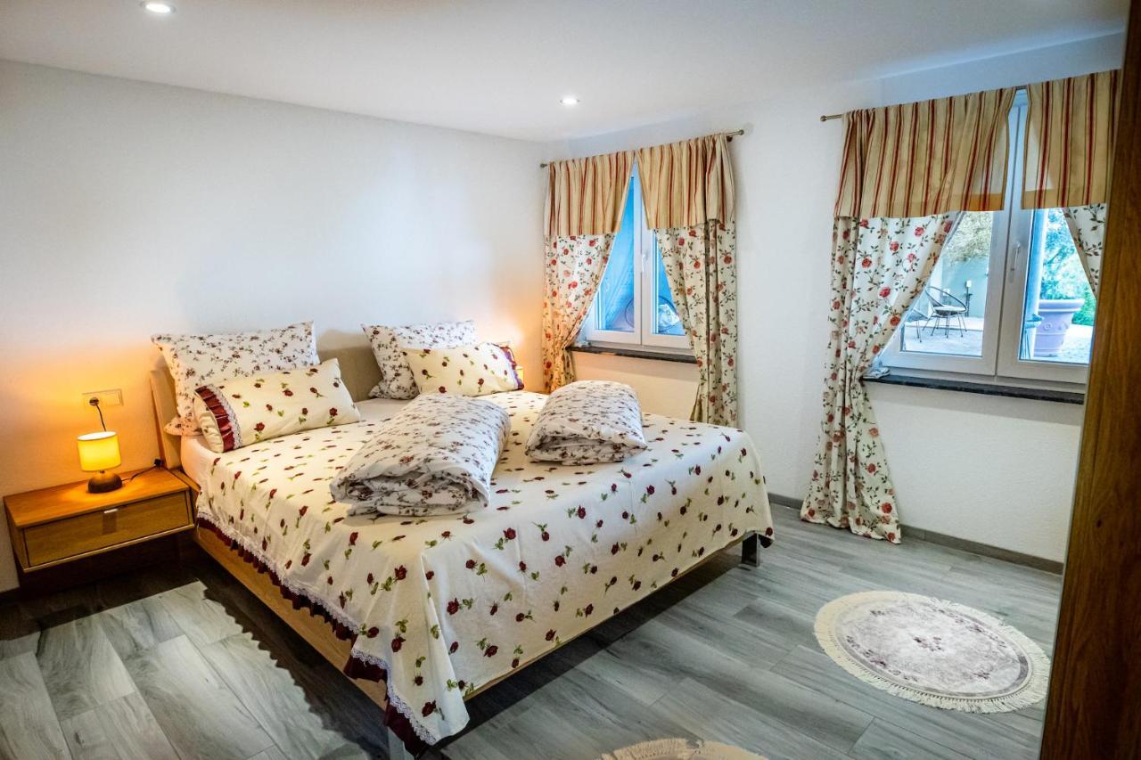 Ferienwohnung Bodenseesuite In Friedrichshafen Ngoại thất bức ảnh