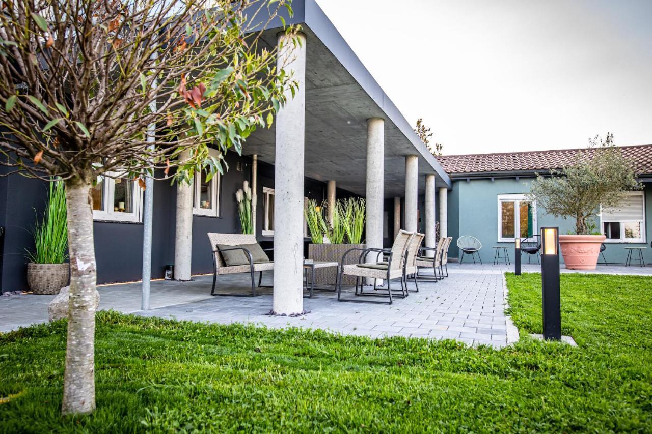 Ferienwohnung Bodenseesuite In Friedrichshafen Ngoại thất bức ảnh